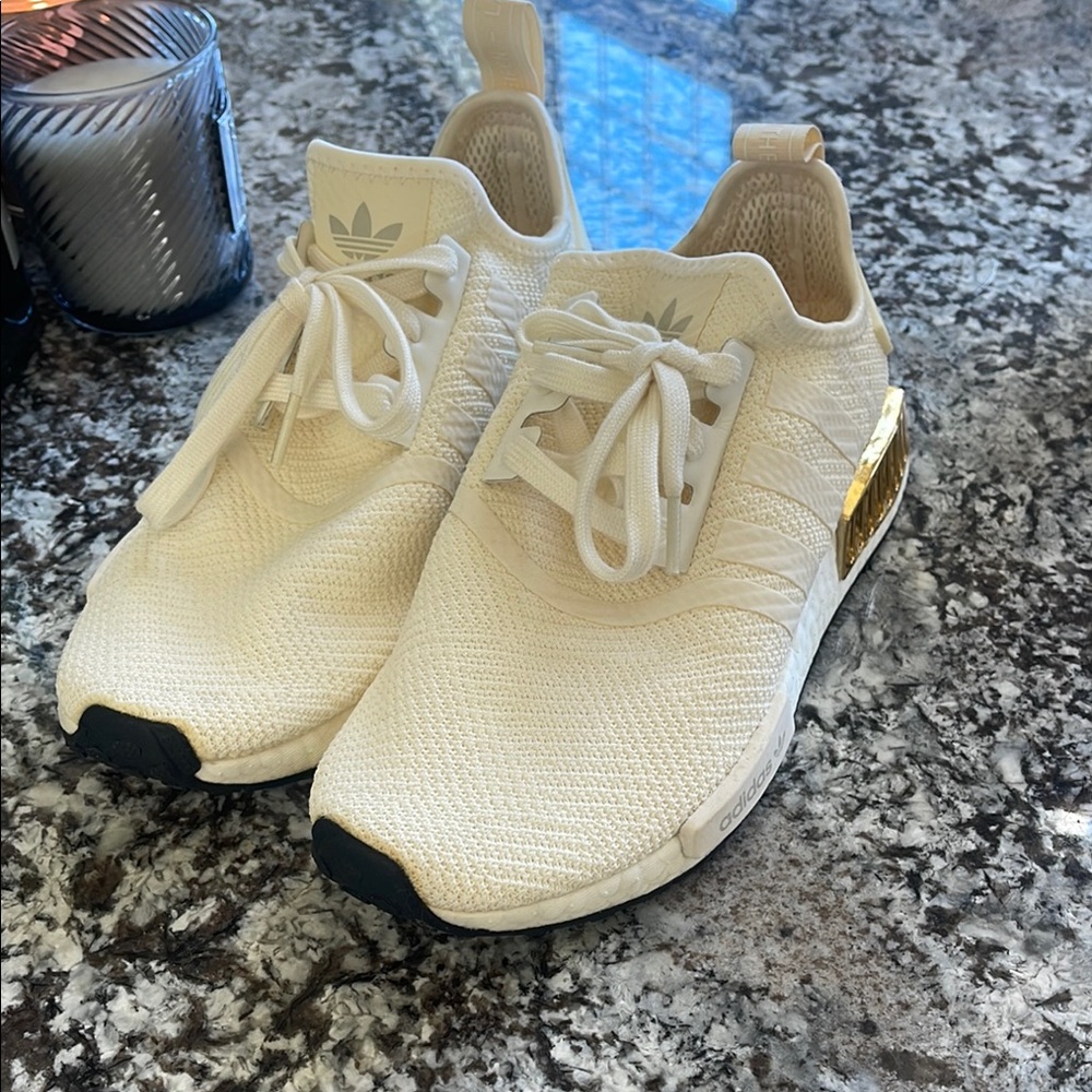 Adidas Cream and Gold Sneakers Sleek Knit Design
